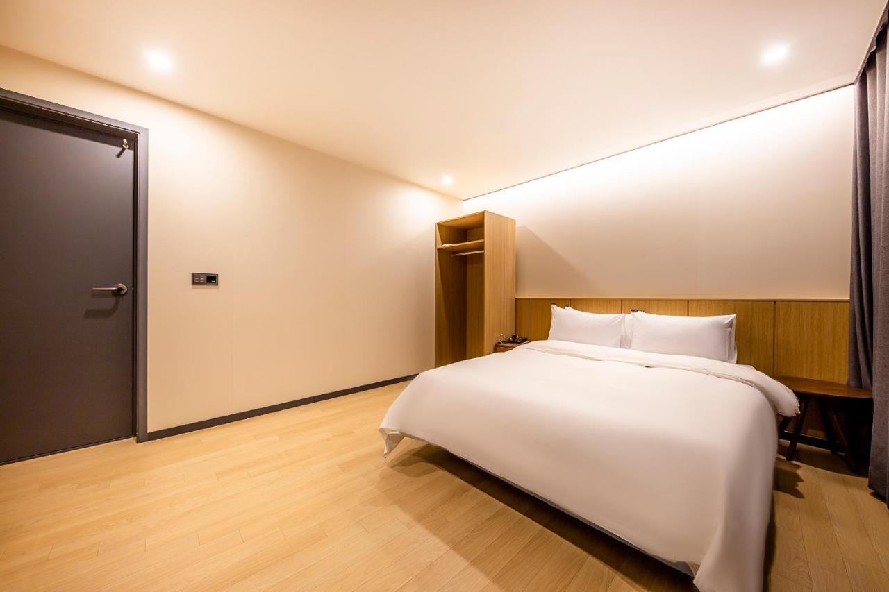 Benikea Hotel Чхонан Экстерьер фото